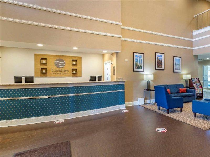 Comfort Inn & Suites Near Six Flags Lithia Springs Exterior foto